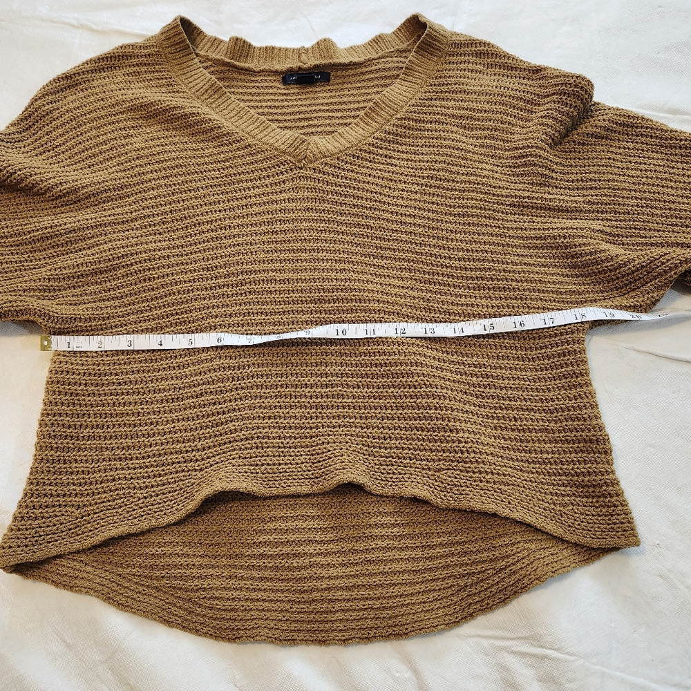 American Eagle Outfitters Size Large Camel V-Neck Sweater - Picture 3 of 6